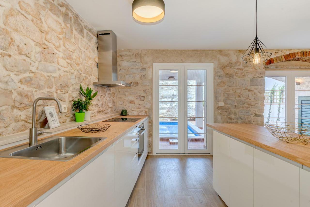 Holiday Home Rocca Supetar Exterior foto